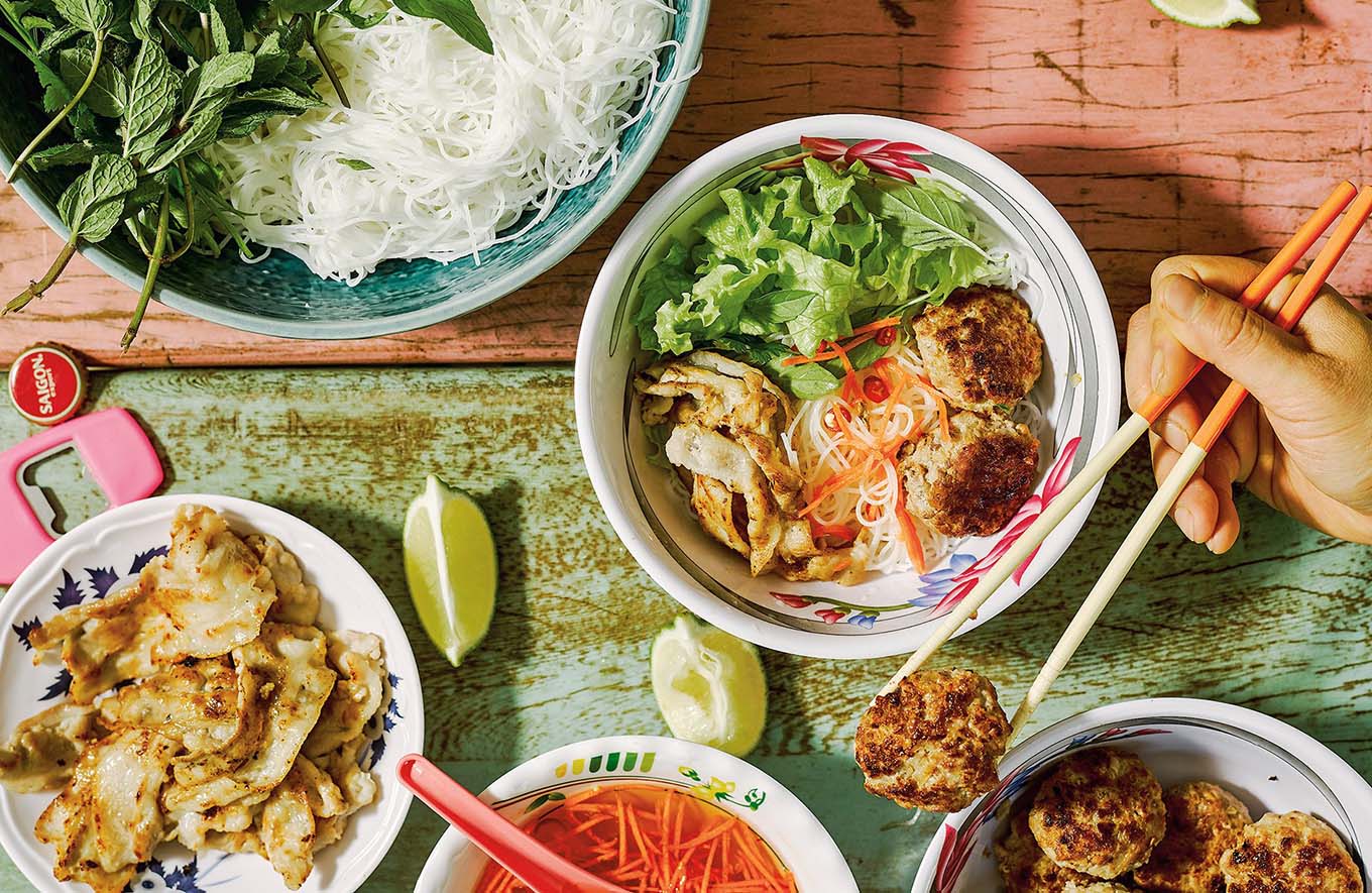 Vietnam’s Culinary Wonders: Exploring Iconic Dishes