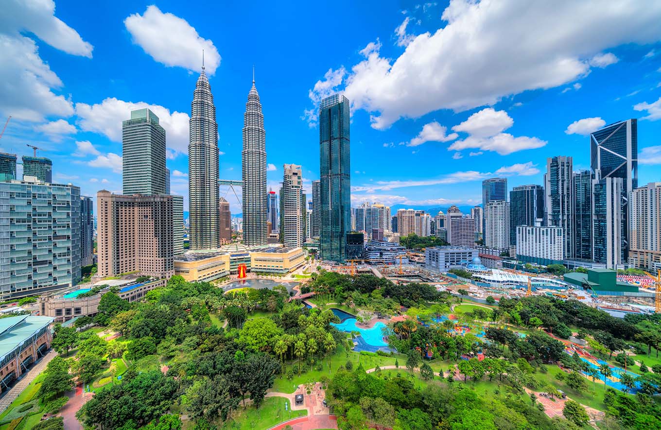 Exploring KLCC Park: A Day Amidst the Green Oasis in Kuala Lumpur