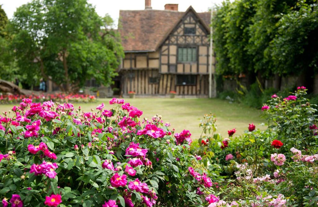 A Journey Through Shakespeare’s Haven: Stratford-upon-Avon