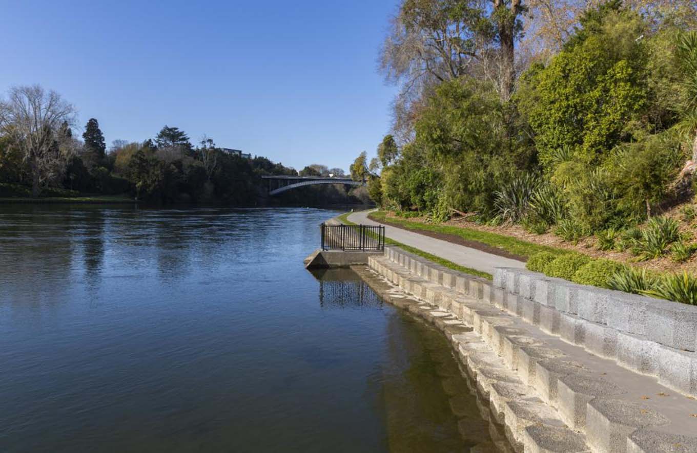 Strolling by the Waikato: A Walk Through Hamilton’s Riverside Wonders